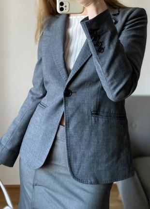 Базовий сірий жіночий піджак8 фото