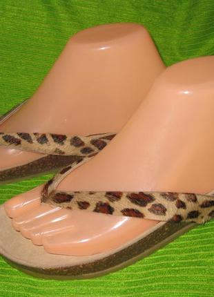 Шльопанці boden,р. 39-40 устілка 26см шкіра