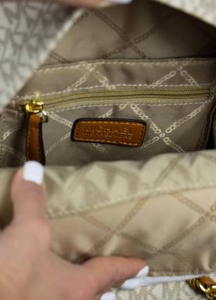 Рюкзак в стиле michael kors4 фото