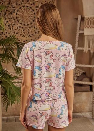 Жіноча піжама укорочена футболка+шорти (р.42-50) з принтом "єдинороги" в різних кольорах7 фото