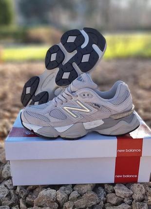 Кросівки жіночі new balance 9060 — ціна 2800 грн у каталозі