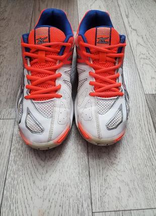 Кросівки  Mizuno talla 18