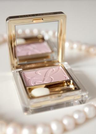 Стойкие тени для век estee lauder pure color eyeshadow тон 13 tranquil moon - satin1 фото