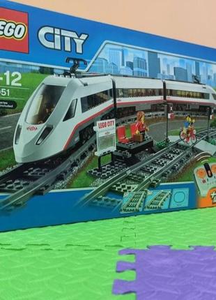 Скоростной пассажирский поезд lego city 60051