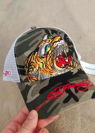 Нова кепка ed hardy
