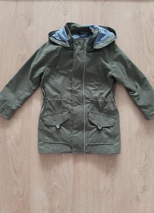 Куртка на весну 104 размер,s.oliver