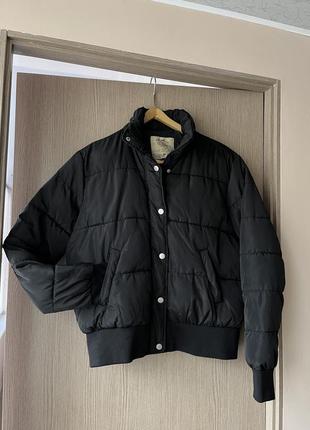 Черная курточка дутая стеганая8 фото