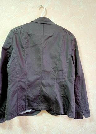 Легкий пиджак цвета хаки3 фото