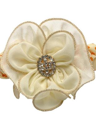 Резинка для волос шифоновая объемная с принтом горошек и бантом со стразами 1146301