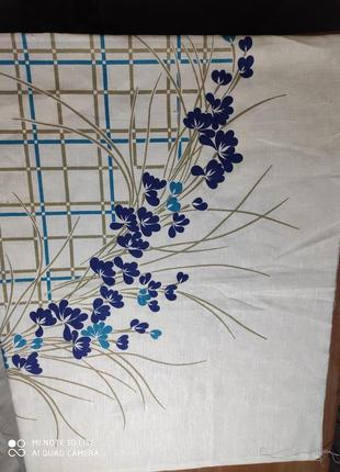 Тканина льон білий з синіми квітами для рукоділля велика ширина10 фото