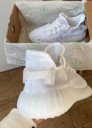 Женские кроссовки adidas yeezy boost 350 v2 mono white#адидас2 фото