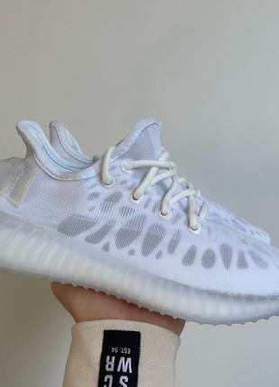 Женские кроссовки adidas yeezy boost 350 v2 mono white#адидас7 фото