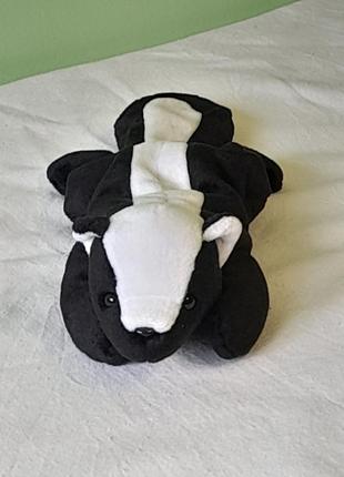 1995 stinky the skunk ty beanie babies collection