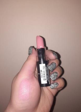 Nyx matte lipstick