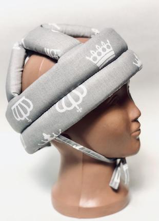 Защитный детский шлем противоударный мягкий защита головы от ударов и падений серый с коронами
