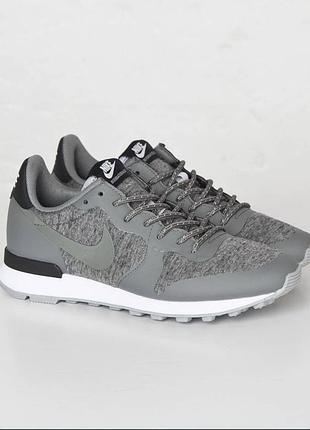 Кроссовки nike internationalist