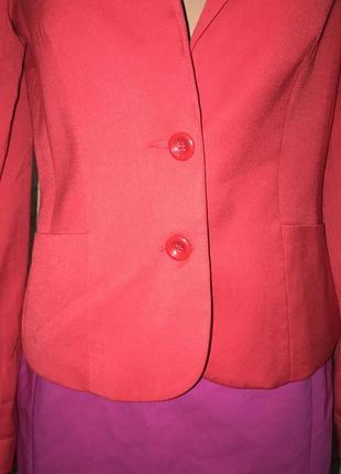 Красный пиджак,жакет2 фото