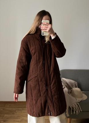 Коричнева куртка - пальто із екозамші10 фото