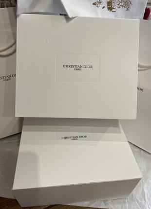 Коробка для подарка    christian dior оригинал