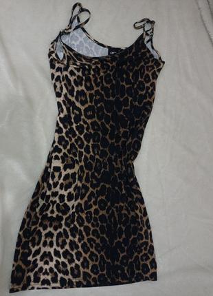 Продам платье с леопардовим принтом