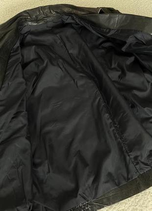 Розкішна вінтаж чорна шкіряна куртка косуха з плетінням9 фото