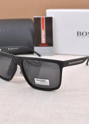 Фирменные солнцезащитные мужские очки matrix polarized mt08259 в матовой оправе