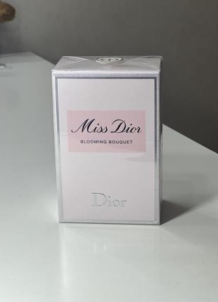 Туалетна вода miss dior