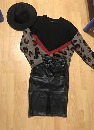 Светр stradivarius