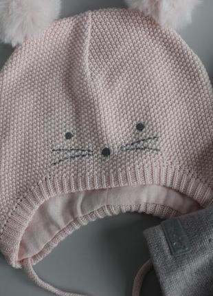 Шапочки на зав'язках