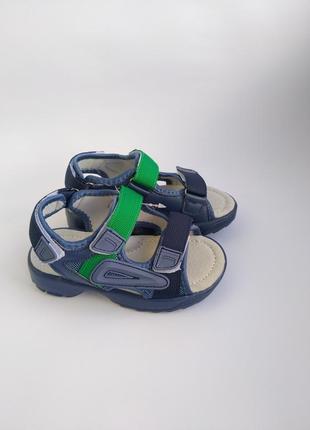 Знижки на літнє взуття, босоніжки на хлопчика в наявності3 фото