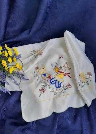 Скатерть 🌾🐇🐣 пасхальная наперон пасха атласная с вышивкой зайчик цыпленок праздничная салфетка скатерка винтаж2 фото