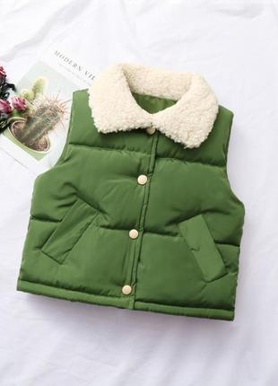 🦋теплая жилетка на синтепоне