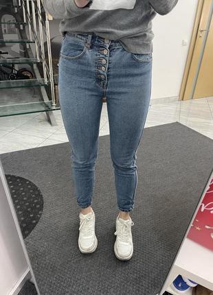 Джинсы pull &amp; bear 38 р.