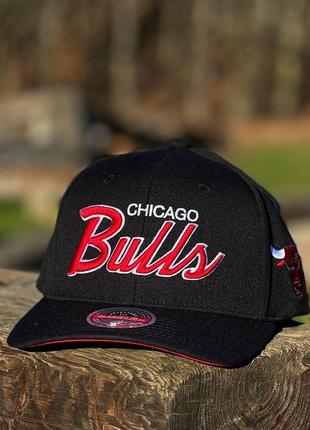 Оригинальная черная кепка mitchell ness nba chicago bulls