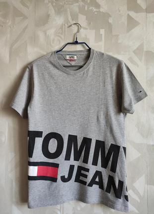 Футболка tommy hilfiger велике лого