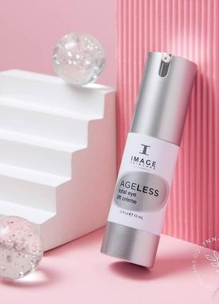 Ліфтинговий крем для повік з ретинолом image skincare total eye lift crème with sct ageless