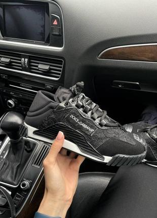 Жіночі кросівки в стилі dolce