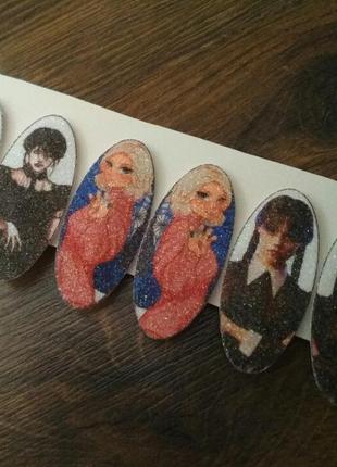 Заколки венздей