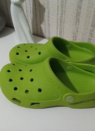 Crocs