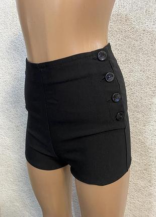 Короткие шорты sinsay
