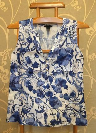 Дуже красива та стильна брендова блузка у кольорах.