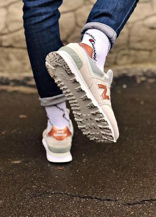 Женские кроссовки new balance 574 beige rose gold / smb6 фото