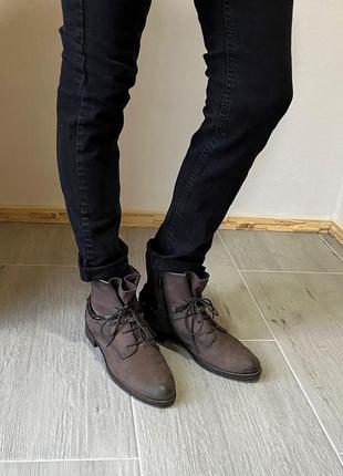 Черевики tamaris германія р.39-40нові