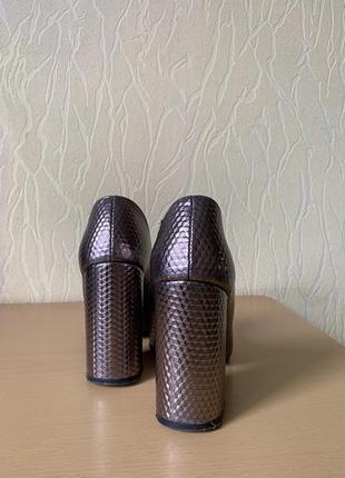 Туфлі бронзові з квадратним носиком4 фото