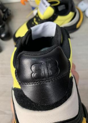 Кросівки balenciaga triple s 2.0 black yellow9 фото