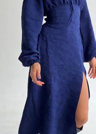 Женское длинное платье с разрезом и корсетной спиной3 фото