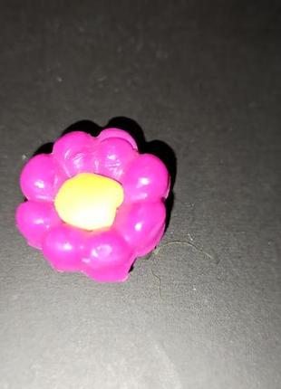 Брошь украшение маленький цветочек handmade