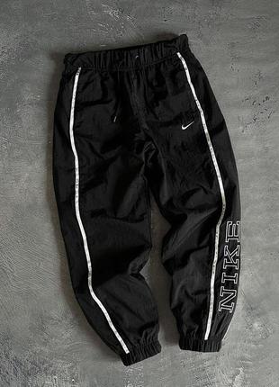 Спортивные штаны nike