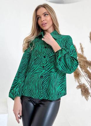 Женская блуза (принт зебра) зеленый р.42-48