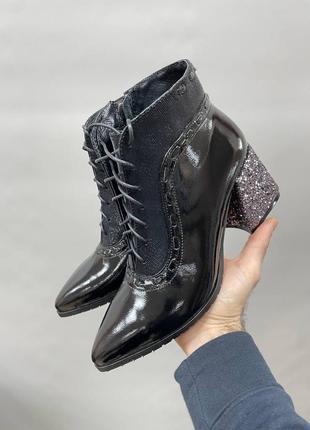 Эксклюзивные ботильоны из натуральной итальянской кожи и замша женские на каблуке нарядные